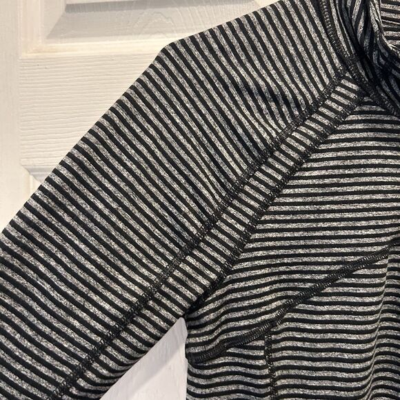 RBX Women’s Small Full Zip Lightweight‎ Activewear Jacket Black Gray Striped - Picture 3 of 8